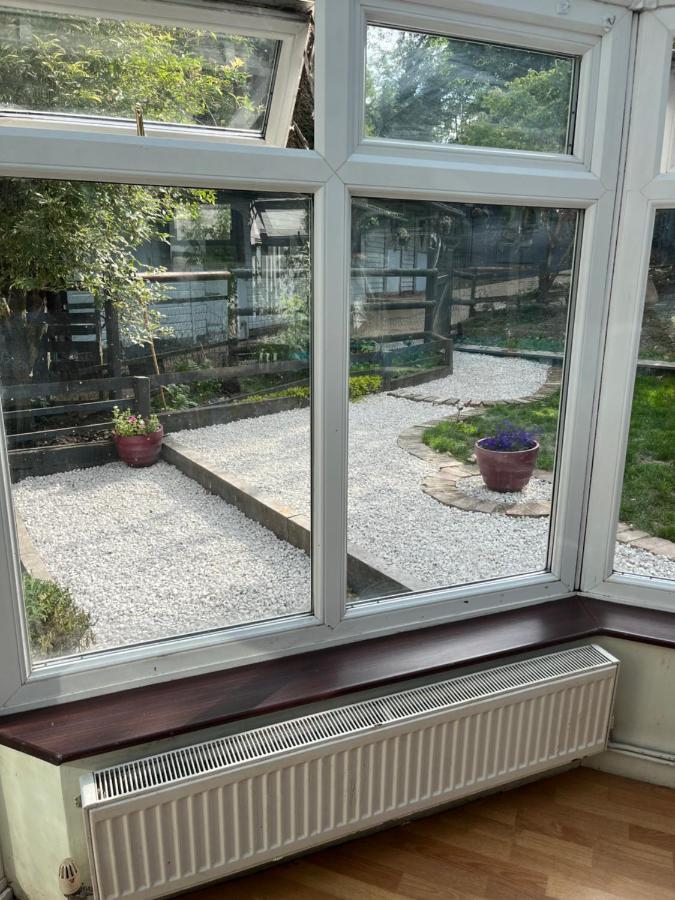 Apartamento Nags Rest Caterham Exterior foto